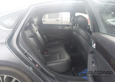 2016 Hyundai Genesis 3.8 из США, поврежденный, VIN KMHGN4JE7GU112374